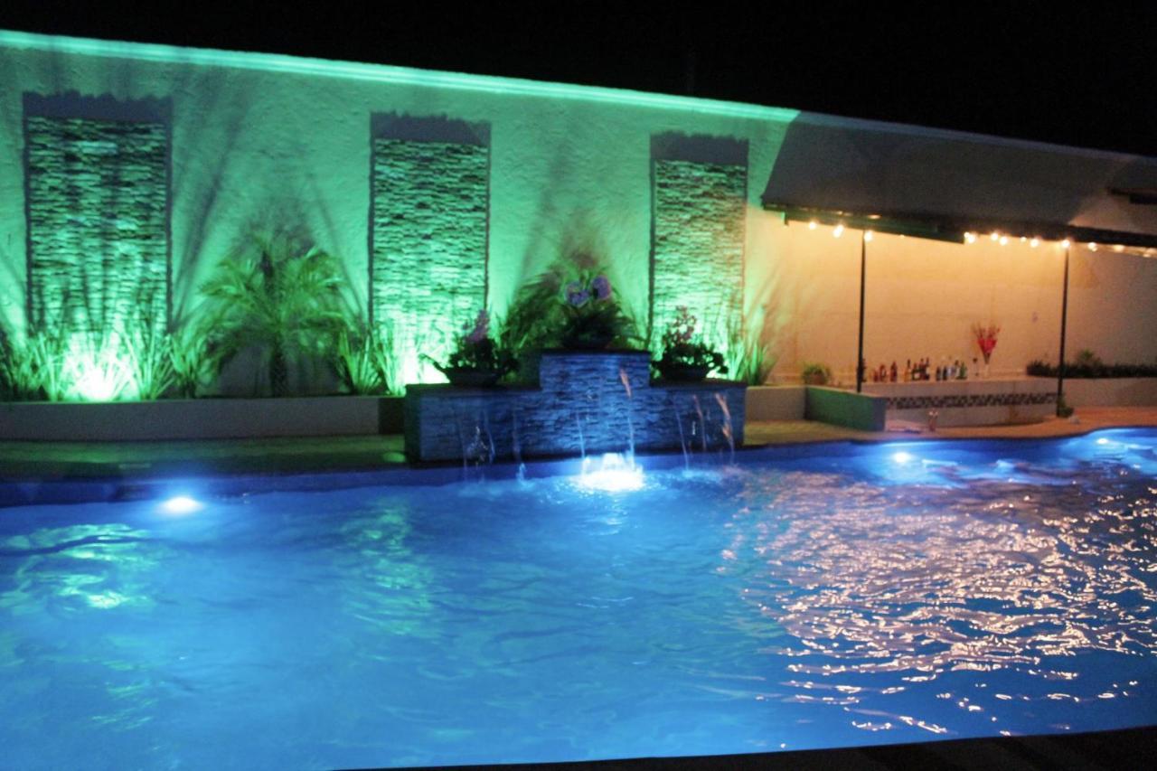 Hotel Y Restaurante Villas Del Sol Jalpan Eksteriør bilde